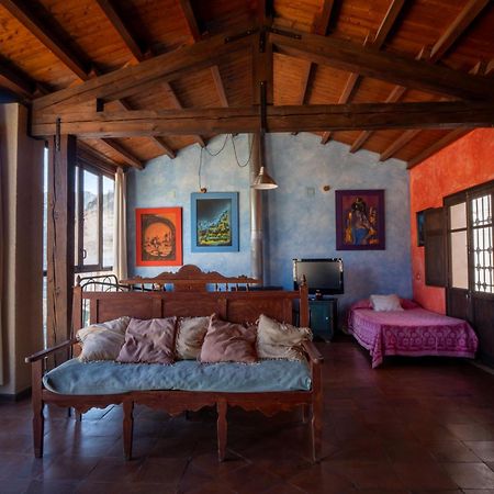 Casa Rural Los Ventanales Alcala del Jucar Exterior photo